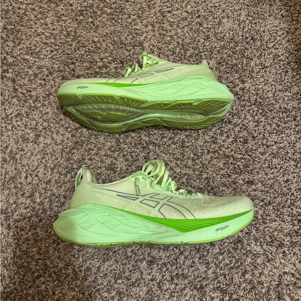 Men’s asics nova blast 4